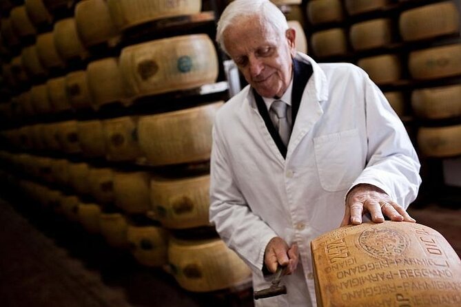 Parmigiano Cheese Factory Visit and Tasting - Key points at a glance