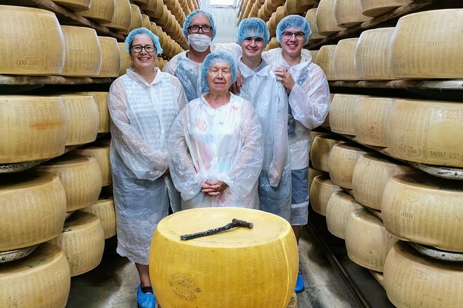Parmigiano, Prosciutto and Traditional balsamic Tour from Bologna - Key points to know before booking