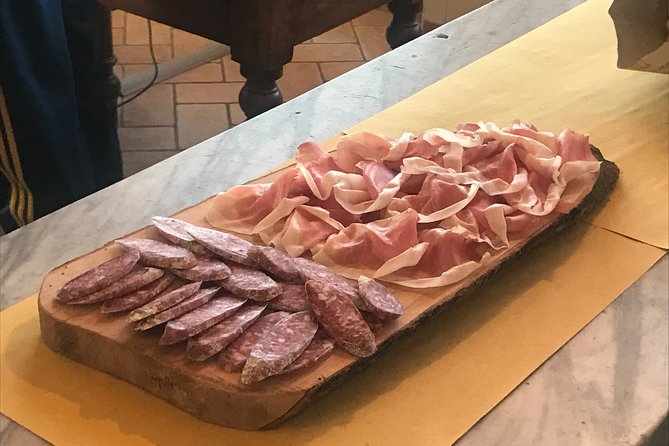 Parmigiano-Reggiano and Parma Ham Small Group Tour - Guides and the small-group advantage