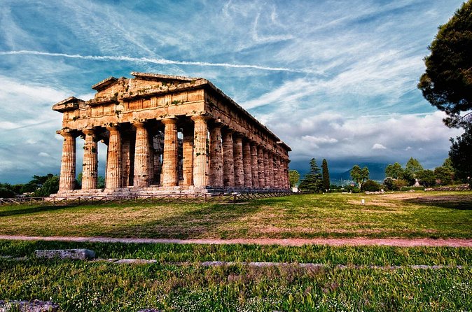 Pastum and Buffalo Mozzarella Drive - A coastal pause and the Paestum beaches