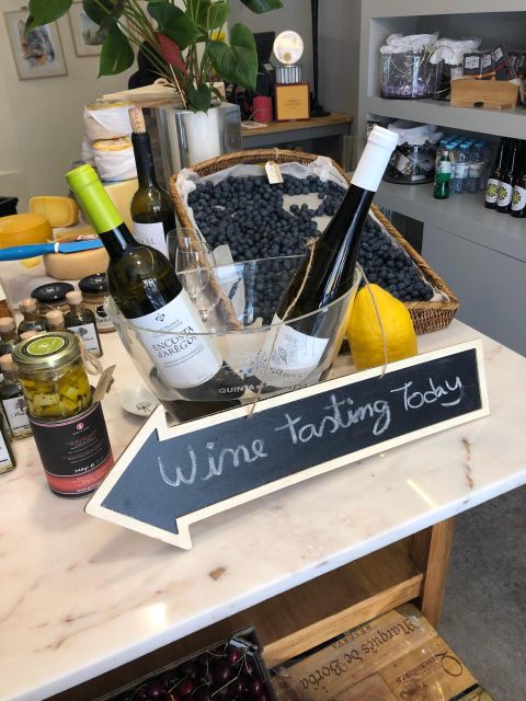 Porto: Cheese and Port Wine Tasting in a Unique Place - The secret spot inside the store