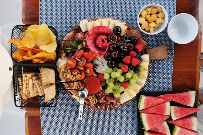 Porto: Wine and cheese tasting on a sailboat on the Douro River - Is $467.32 good value for up to eight people?
