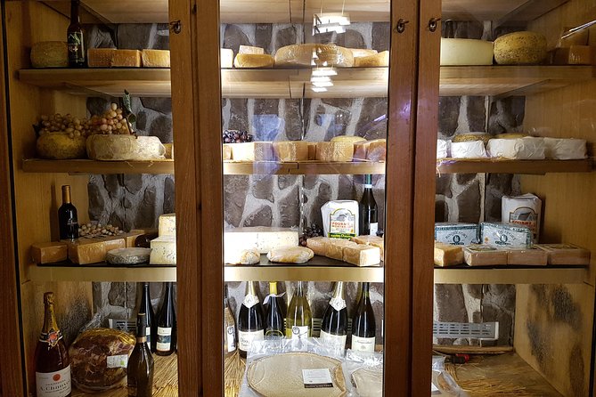 Private 2-Hour Italian Cheese and Wine Tasting in Rome - Who should book this experience?
