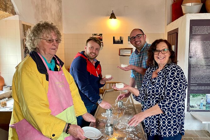 Private Azeitão Cheese Workshop: Wine & Sesimbra from Lisbon - Key points to know before booking