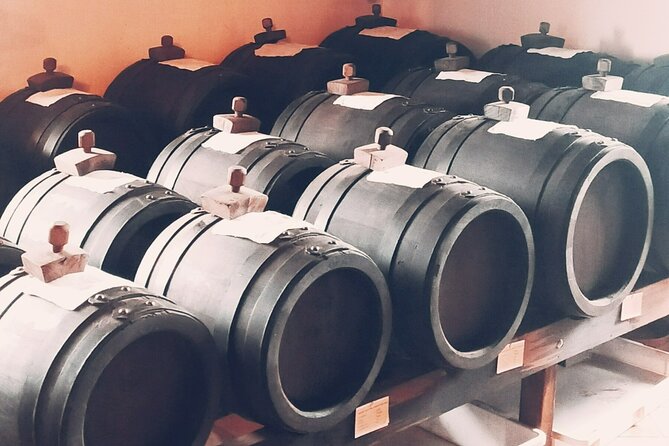 Private Balsamic vinegar & Parmigiano Reggiano factory visits - Key points at a glance
