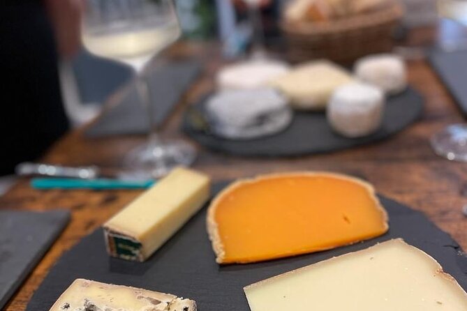 Private Cheese and Wine Tasting - Pairing seven to nine cheeses with three to four wines