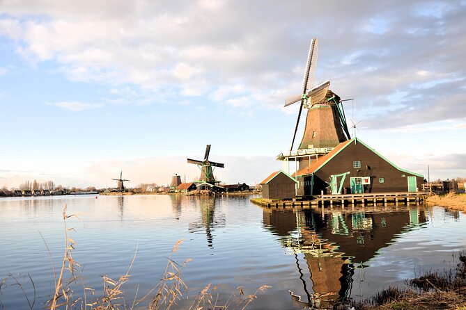 Private Guided Highlights of Holland Tour with Cheese Tasting - Edam is the tasting stop