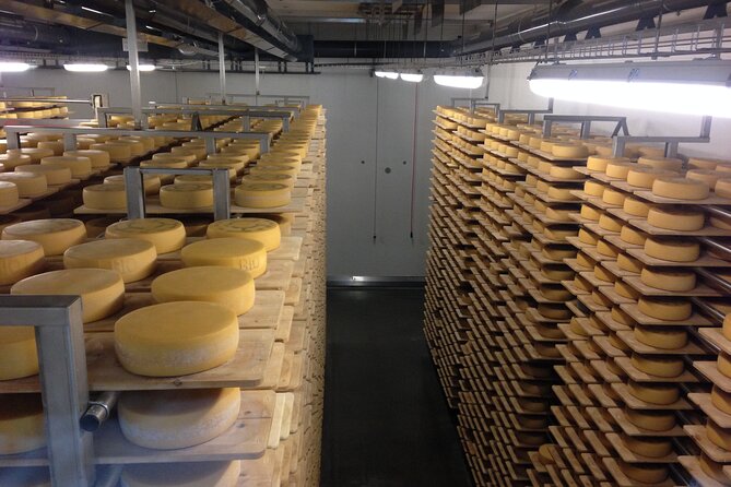 Private Guided Swiss Alps Day Trip from Zurich with Hotel Pick-Up - Appenzeller Schaukäserei and the limits of factory tours