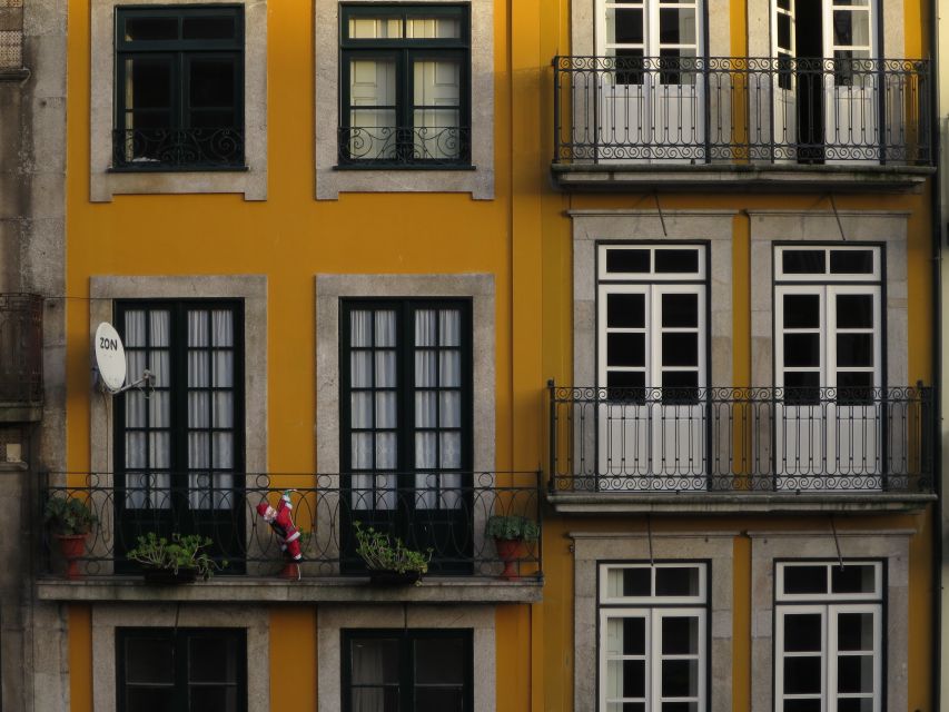 Private Porto Half-Day Tour - Wine Cellars & Cheese Tasting - A four-hour introduction to Porto