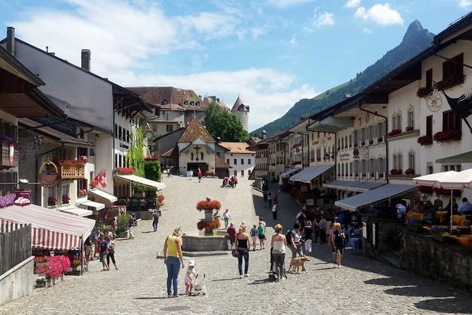 Private Swiss Cheese and Chocolate Tour from Interlaken - Gruyères village, cheese dishes, and the optional castle