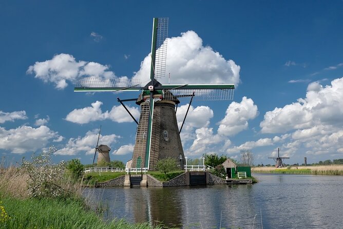 Private tour from Rotterdam to Windmills of Kinderdijk & Gouda Cheese Experience - The Scenic Transfer to Gouda