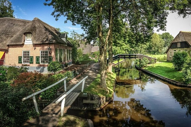 Private tour to Giethoorn, the Windmills, Cheese from Amsterdam - What the private format adds