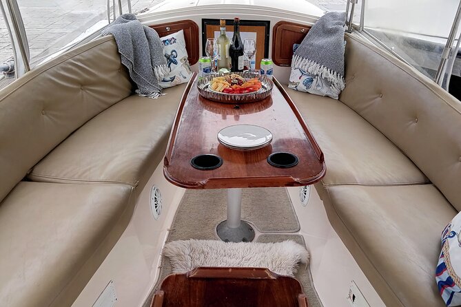 Romantic Luxury Boat Cruise with Wine Cheese Sea LionTours - Meeting Captain Shaun on the water