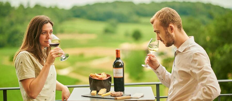 Saint-Emilion: Grand Cru Classé Cheese & Charcuterie Visit - Finding Château La Croizille and Château Tour Baladoz