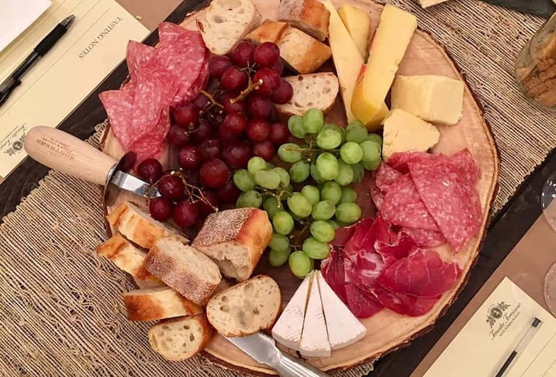 San Gimignano: Tasting of Tuscan Wines and Cheeses - How this compares with a full winery tour