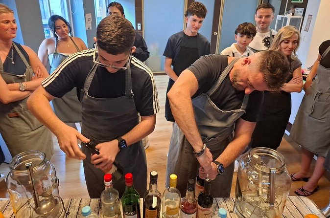 Sangria Workshop and Tasting with Local Cheese - The Guides Make the Difference