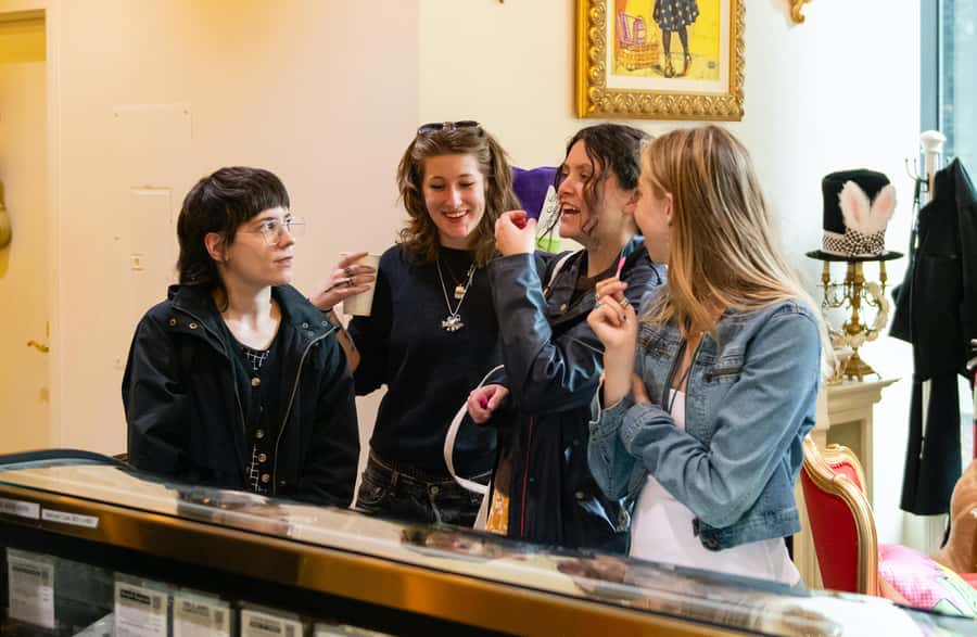 Seattle: Wine, Cheese and Chocolate Pairing Tour - A brief taste of Pike Place Market