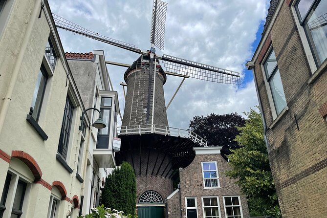 Self-Guided Walking Tour of Gouda: Canals, Colonies, and Cheese - Museum Gouda and a quieter courtyard
