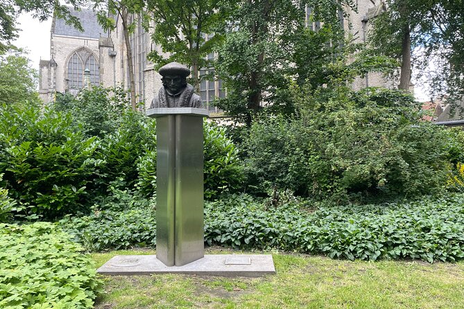 Self-Guided Walking Tour of Gouda: Canals, Colonies, and Cheese - Turfmarkt and the working canals