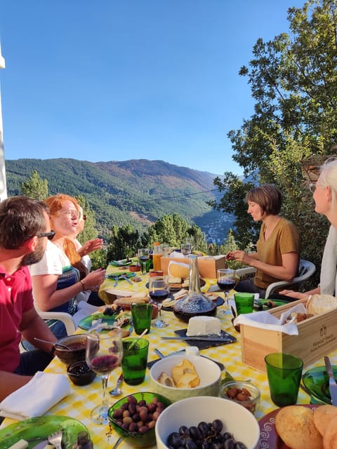 Serra da Estrela: Serra da Estrela cheese tasting - Cheese stories, production, and local tradition