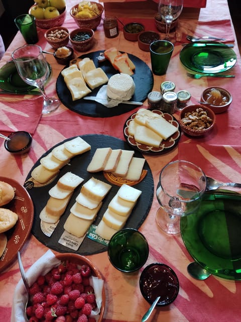 Serra da Estrela: Serra da Estrela cheese tasting - Should you book the Serra da Estrela cheese tasting?