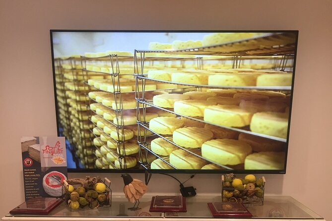 Sonoma Coast Tasting Tour: Cheese, Honey, Oysters, Wine and Oils - Wild Flour Organic Bakery and Its Garden