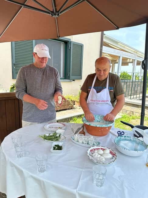 Sorrento: Mozzarella experience. Say CHEESE with us! - Walking through more than 700 lemon trees