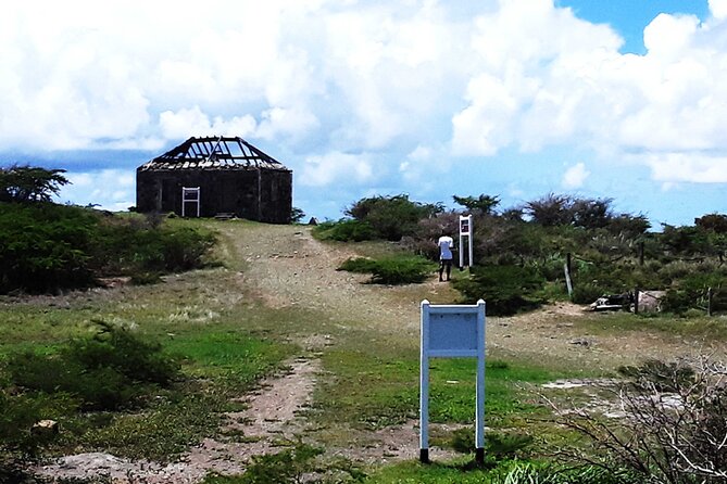 St.Martin-St.Maarten: Small Group, History & Cheese Tasting Tour - Fort Amsterdam: Philipsburg from the Dutch side