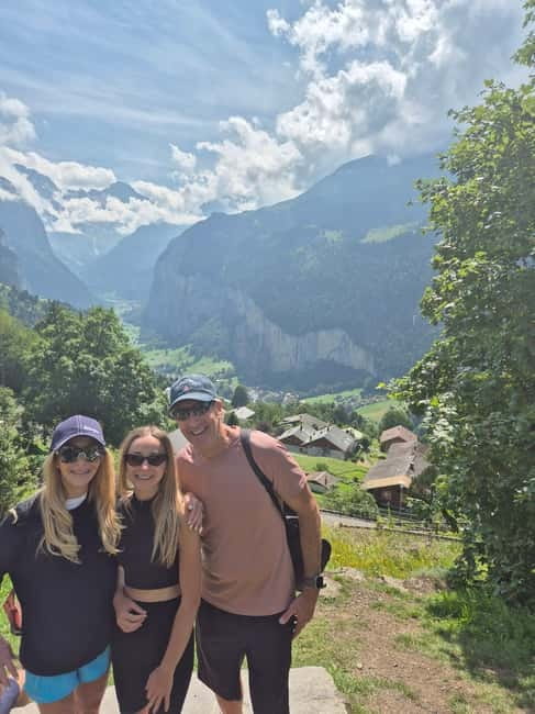 Sunset Hike with Cheese Fondue in Wengen - Swiss chocolate for dessert