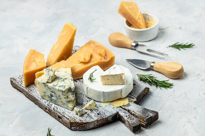 Swiss Cheese Tasting Experience | Basel - Arriving at Chääs und Schoggi Huus on Binningerstrasse 15