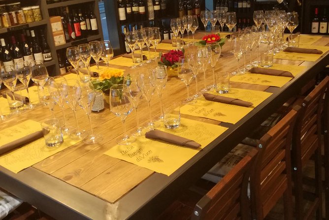Taste of Lake Como: 4 Wines Paired with Local Cheese Charcuterie - Finding the meeting point and planning your timing