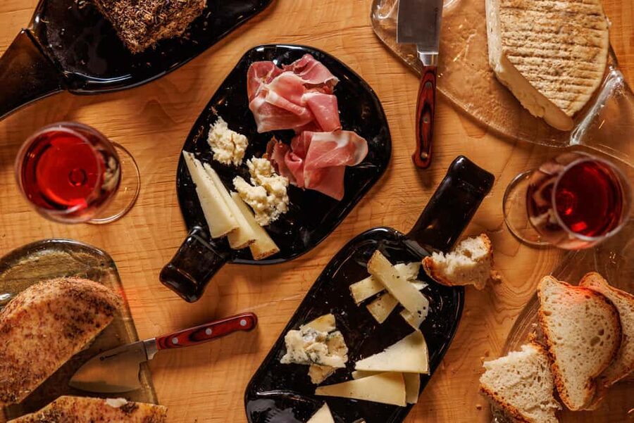 Testaccio: Exclusive tasting of PDO wines, cheeses, and cured meats from Lazio - What the first few minutes reveal