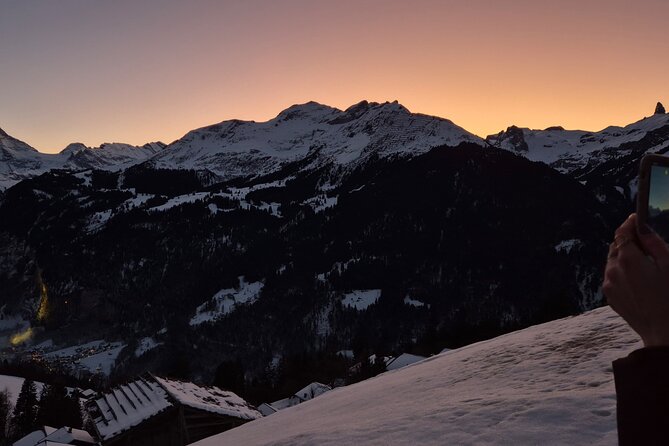 The best Sunset hike with Cheese Fondue - From Residence Eiger into the evening mountains