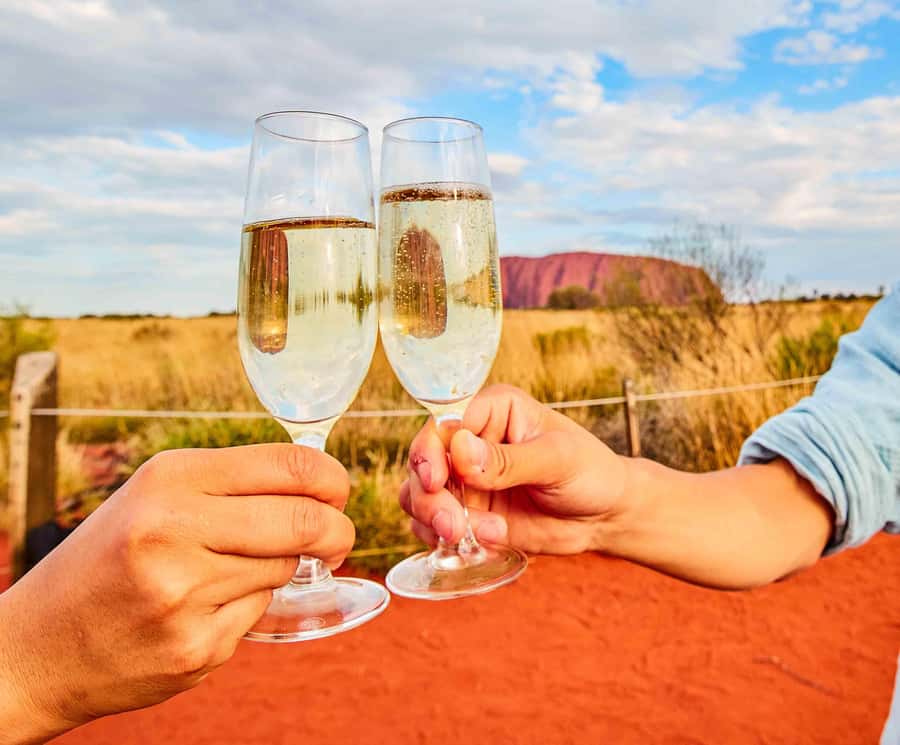 Uluru 1.5-Hour Sunset Tour with Sparkling Wine & Cheeseboard - Should you book it?