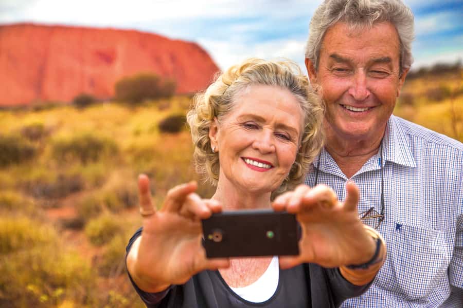Uluru 1.5-Hour Sunset Tour with Sparkling Wine & Cheeseboard - What to bring for a smoother evening