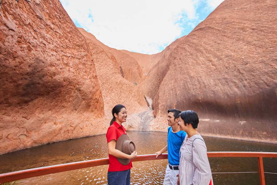 Uluru: Sacred Sites & Sunset Tour with Wine & Cheeseboard - A half-day introduction to Uluru’s sacred side