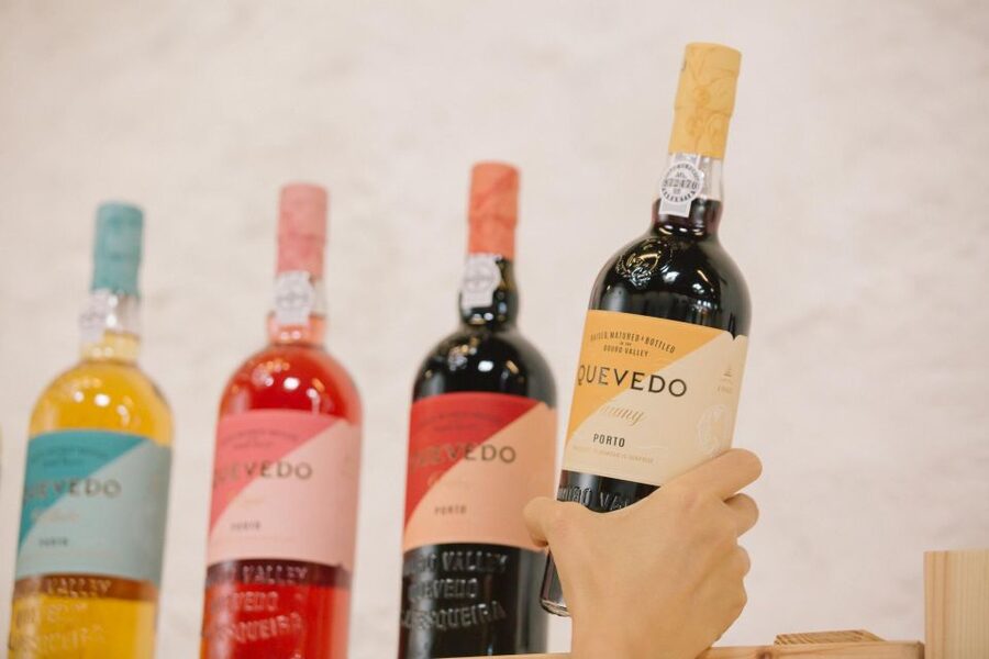 Vila Nova de Gaia: Port Wine Tasting with Cheese Pairing - The First Pour: Crusted Port With Aged Sheep Cheese