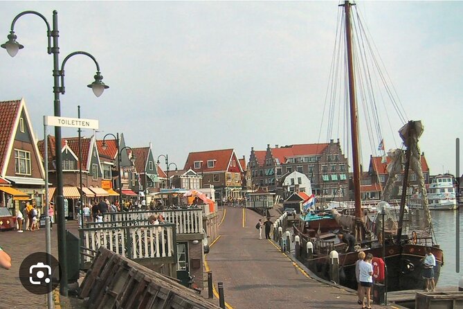 Windmills Country side tour Zaanse Schans-Cheesefactory-Volendam - Jacobs Hoeve Cheese Farm by Henri Willig