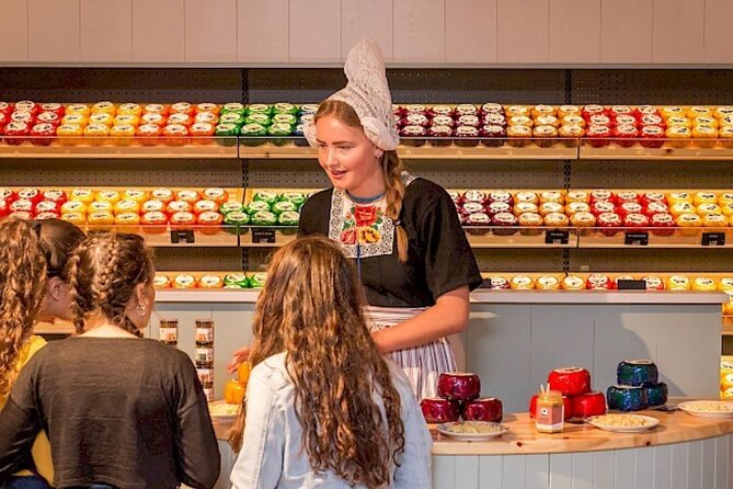 Windmills Country side tour Zaanse Schans-Cheesefactory-Volendam - Who should book this outing