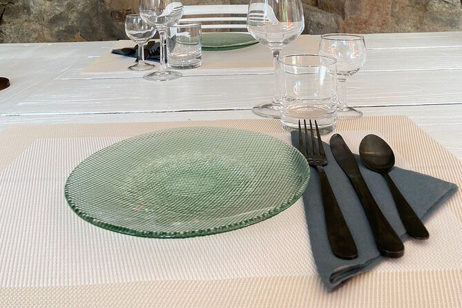 Wine, Cheese & Charcuterie Tasting, including complimentary tour - Who will enjoy this best