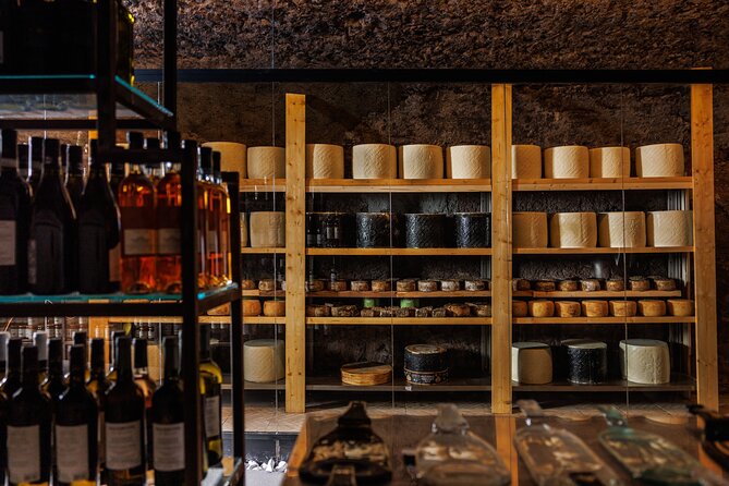 Wine Tasting Cold cuts and Rare Cheeses in Grotta a Testaccio - Why Testaccio makes a fitting home for this tasting