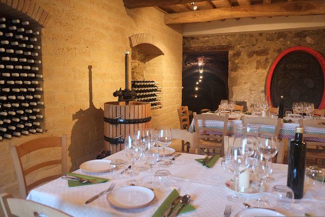 Winery tour and wine & cheese tasting - Why the family setting makes a difference