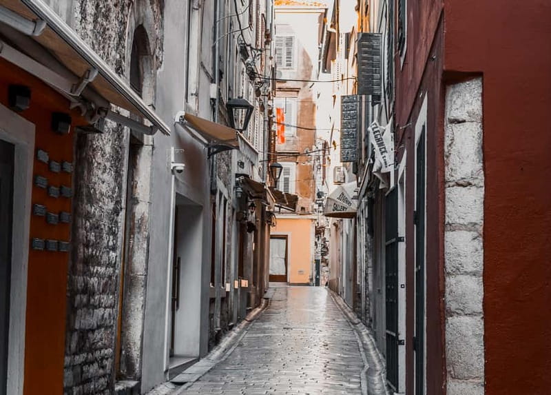 Zadar Walking Tour sponsored by Gligora Cheese and deli - Who should take this tour?