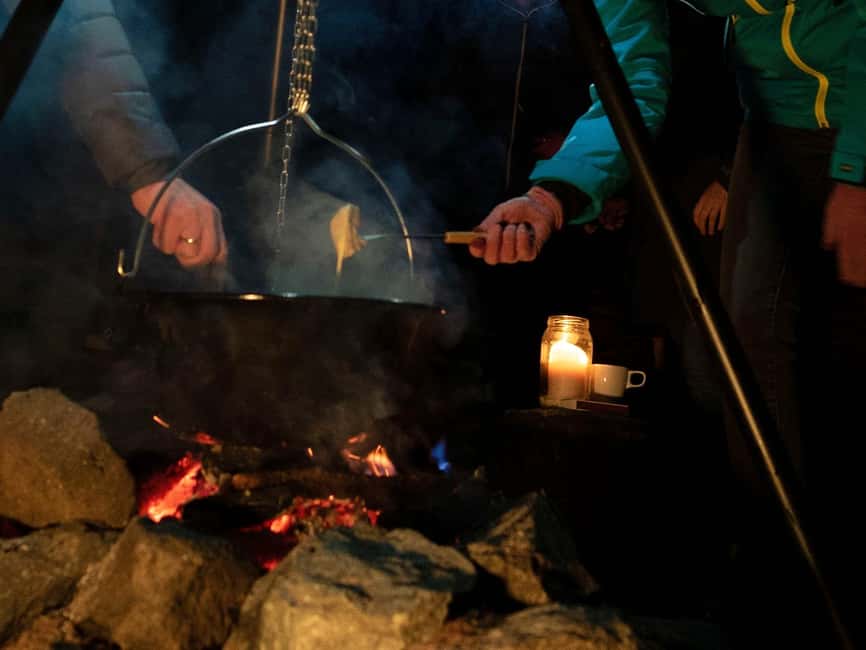 Zermatt: Outdoor fondue "group experience under the stars" - Around the fire: the best part of the evening