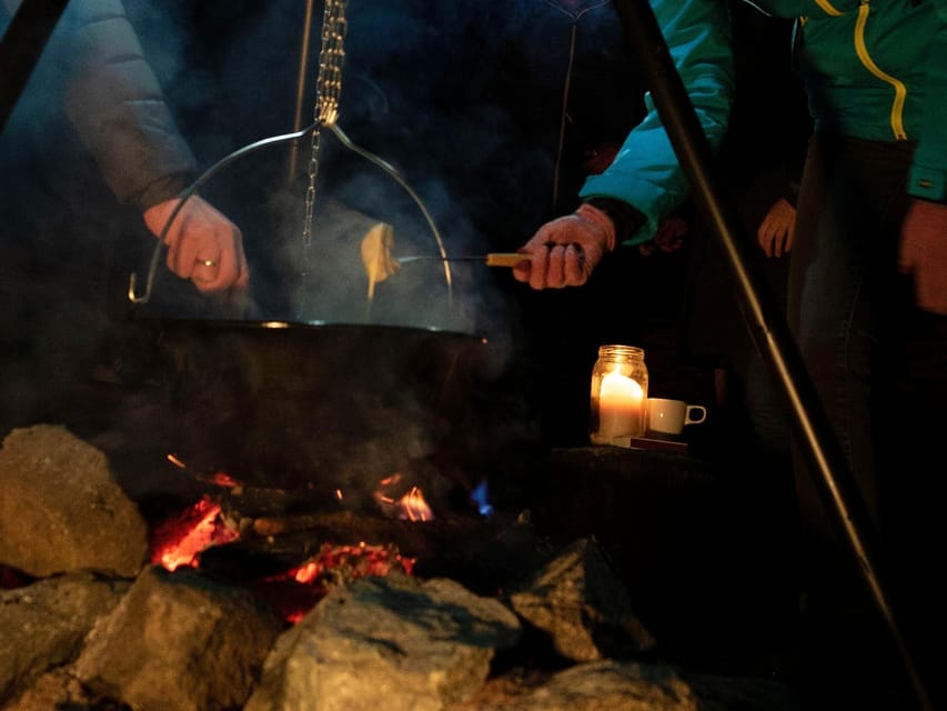 Zermatt: Outdoor fondue "group experience under the stars" - Who should book this experience?