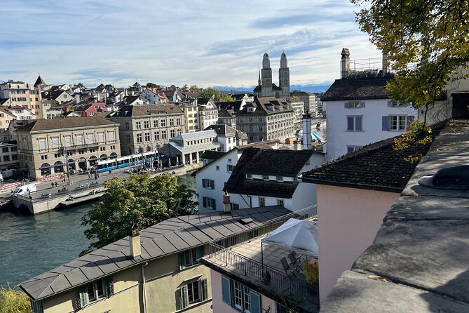Zurich Food Tour with 10 Local Delicacies, Cheeses & Chocolates - Swiss wine, schnaps, gin, and cherry liqueur