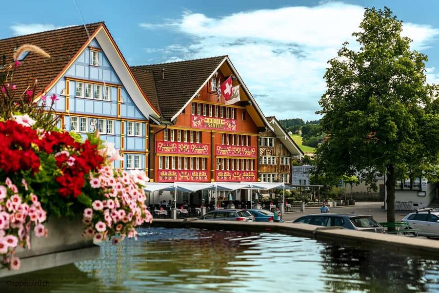 Zurich Open-top Tour and Chocolate and Cheese Countryside - One hour in Appenzell